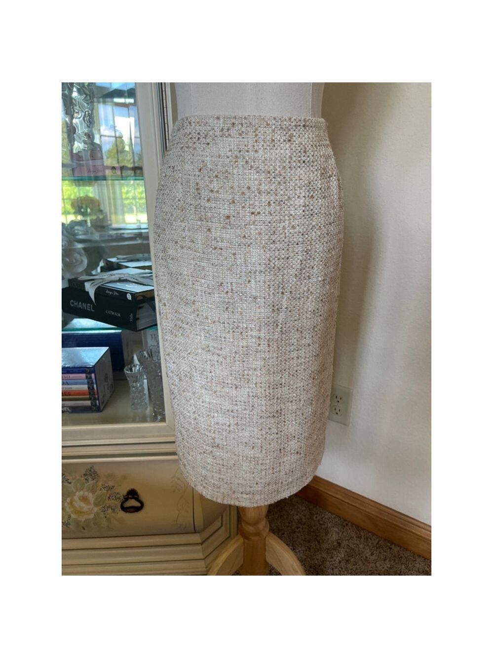 Women's Burberry Skirt Size 6/42 Beige Brown Tweed